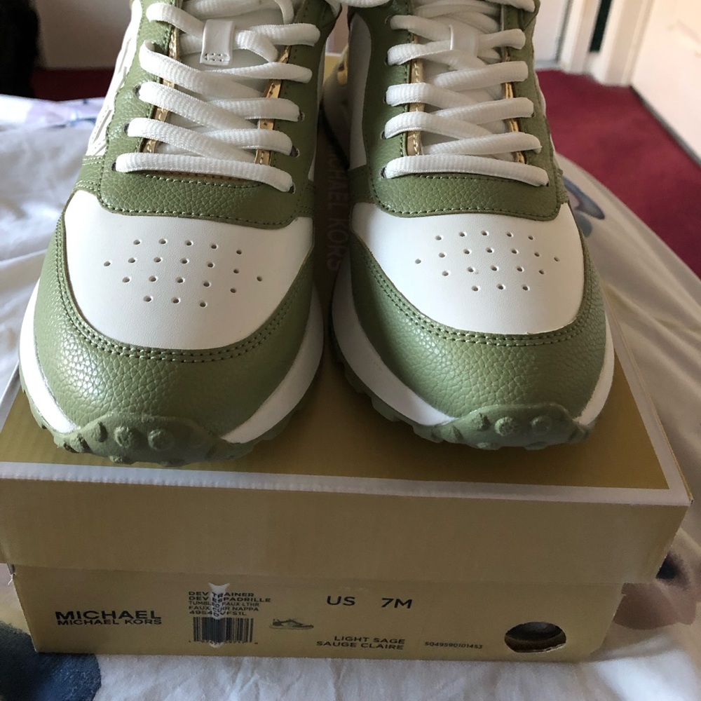 Michael Kors shoes size 7